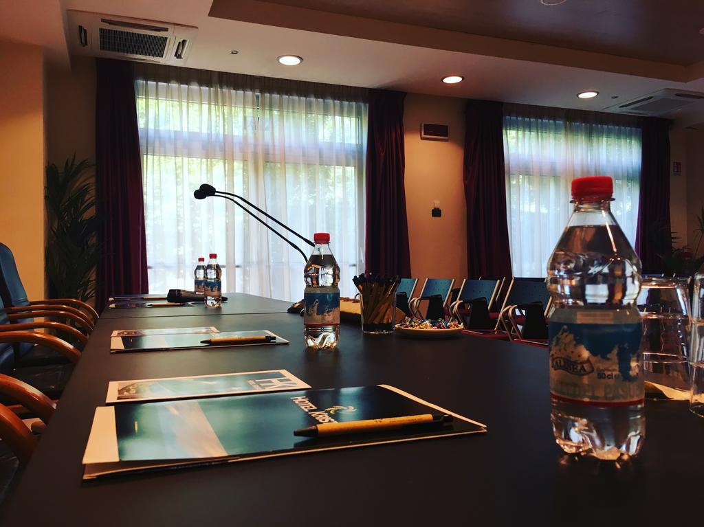 Hotel Kristal 3 Stelle Superior Zane Ngoại thất bức ảnh
