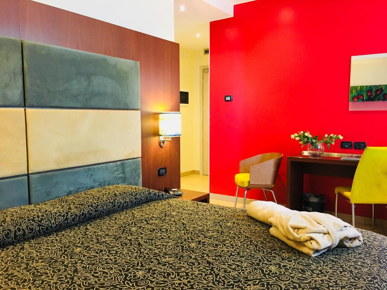 Hotel Kristal 3 Stelle Superior Zane Ngoại thất bức ảnh